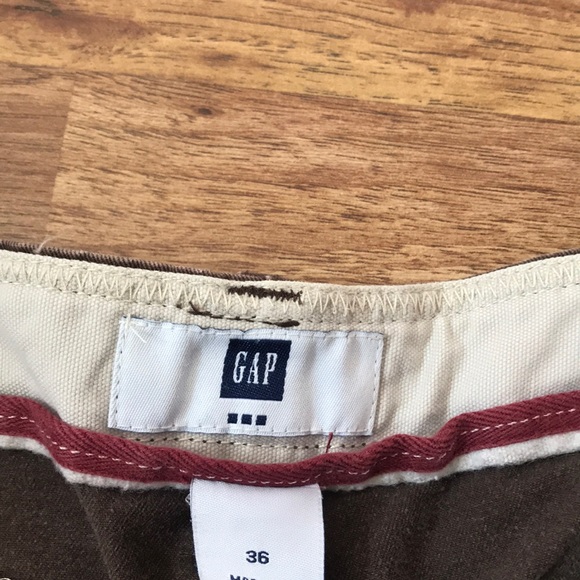 Gap - Picture 2 of 2